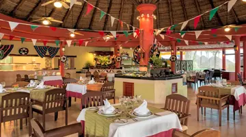 Iberostar WAVES QUETZAL