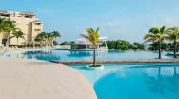 IBEROSTAR WAVES ROSE HALL BEACH