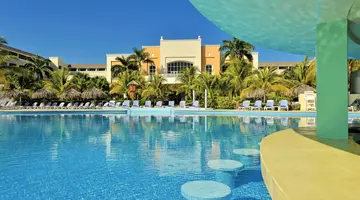 Iberostar WAVES ROSE HALL BEACH