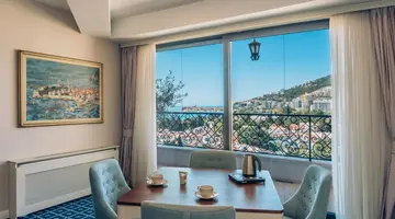 Iberostar Waves Slavija