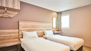 ibis budget Singapore Crystal