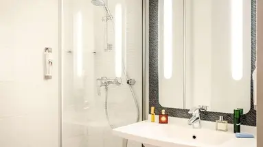 ibis Paris 17 Clichy-Batignolles