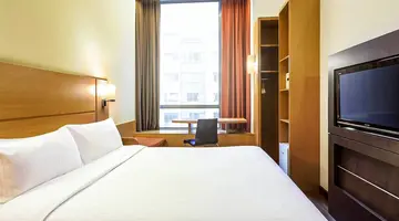 Ibis Singapore Novena