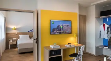 Ibis Styles Athens Routes