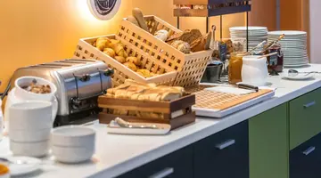 Ibis Styles Athens Routes
