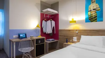 Ibis Styles Athens Routes
