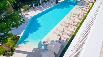 Ibis Styles Golden Sands Roomer