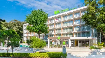 Ibis Styles Golden Sands Roomer