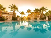 Ideal Pearl Hotel (Adults Only +16)