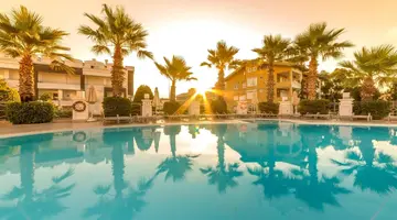 Ideal Pearl Hotel (Adults Only +16)