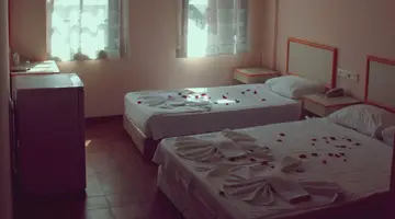 Idyros Hotel