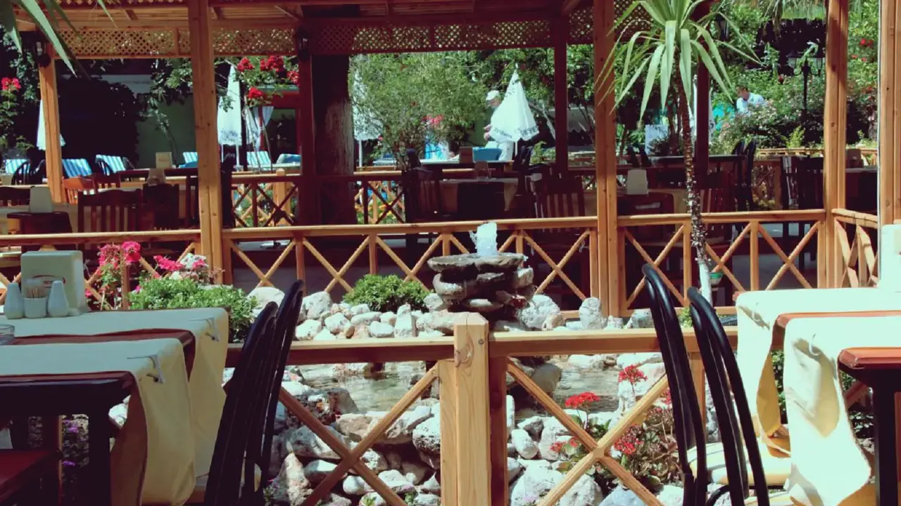 Idyros Hotel