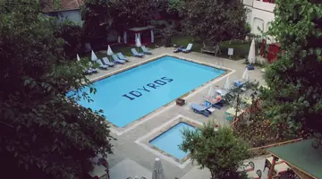 Idyros Hotel