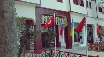 Idyros Hotel