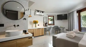 IKAROS BEACH LUXURY RESORT & SPA