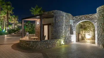 IKAROS BEACH LUXURY RESORT & SPA