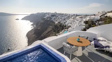 Ikies Santorini