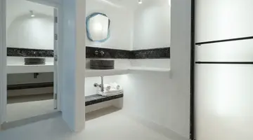 Ikies Santorini