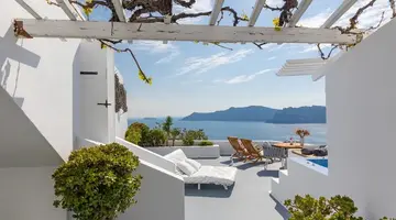 Ikies Santorini
