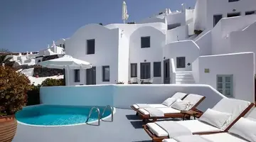Ikies Santorini