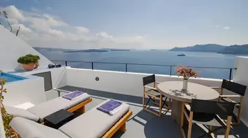 Ikies Santorini