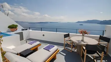 Ikies Santorini