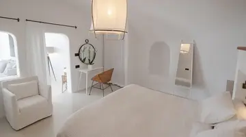 Ikies Santorini