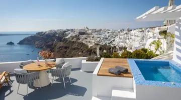 Ikies Santorini