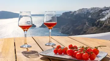 Ikies Santorini