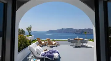 Ikies Santorini