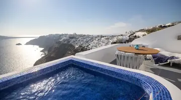 Ikies Santorini