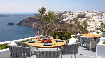 Ikies Santorini