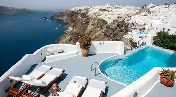 Ikies Santorini