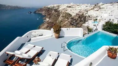Ikies Santorini
