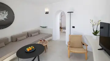Ikies Santorini