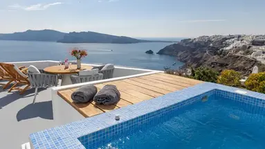 Ikies Santorini