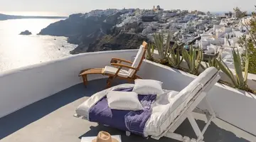 Ikies Santorini