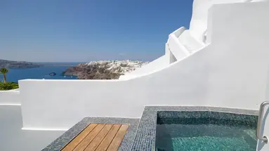 Ikies Santorini