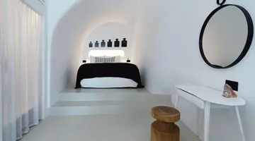 Ikies Santorini