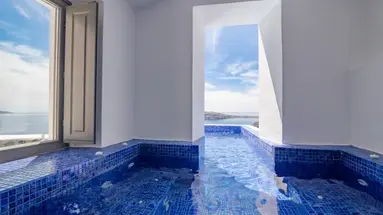 Ikies Santorini
