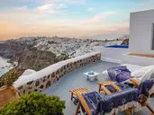 Ikies Santorini