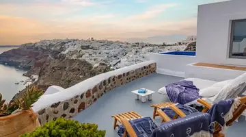 Ikies Santorini