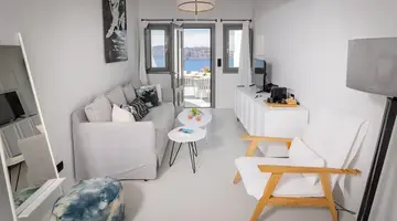 Ikies Santorini