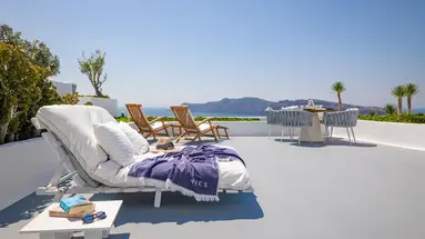 Ikies Santorini