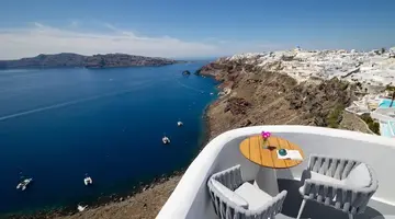 Ikies Santorini