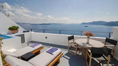 Ikies Santorini