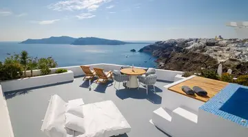 Ikies Santorini