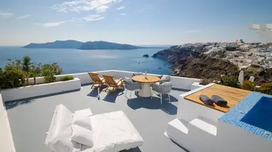 Ikies Santorini