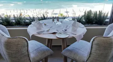 IKONES SEAFRONT LUXURY SUITES (Adults Only)