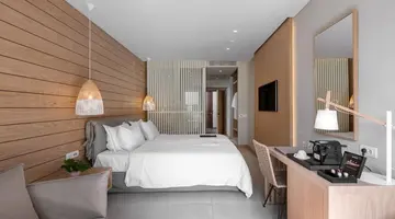 IKONES SEAFRONT LUXURY SUITES (Adults Only)